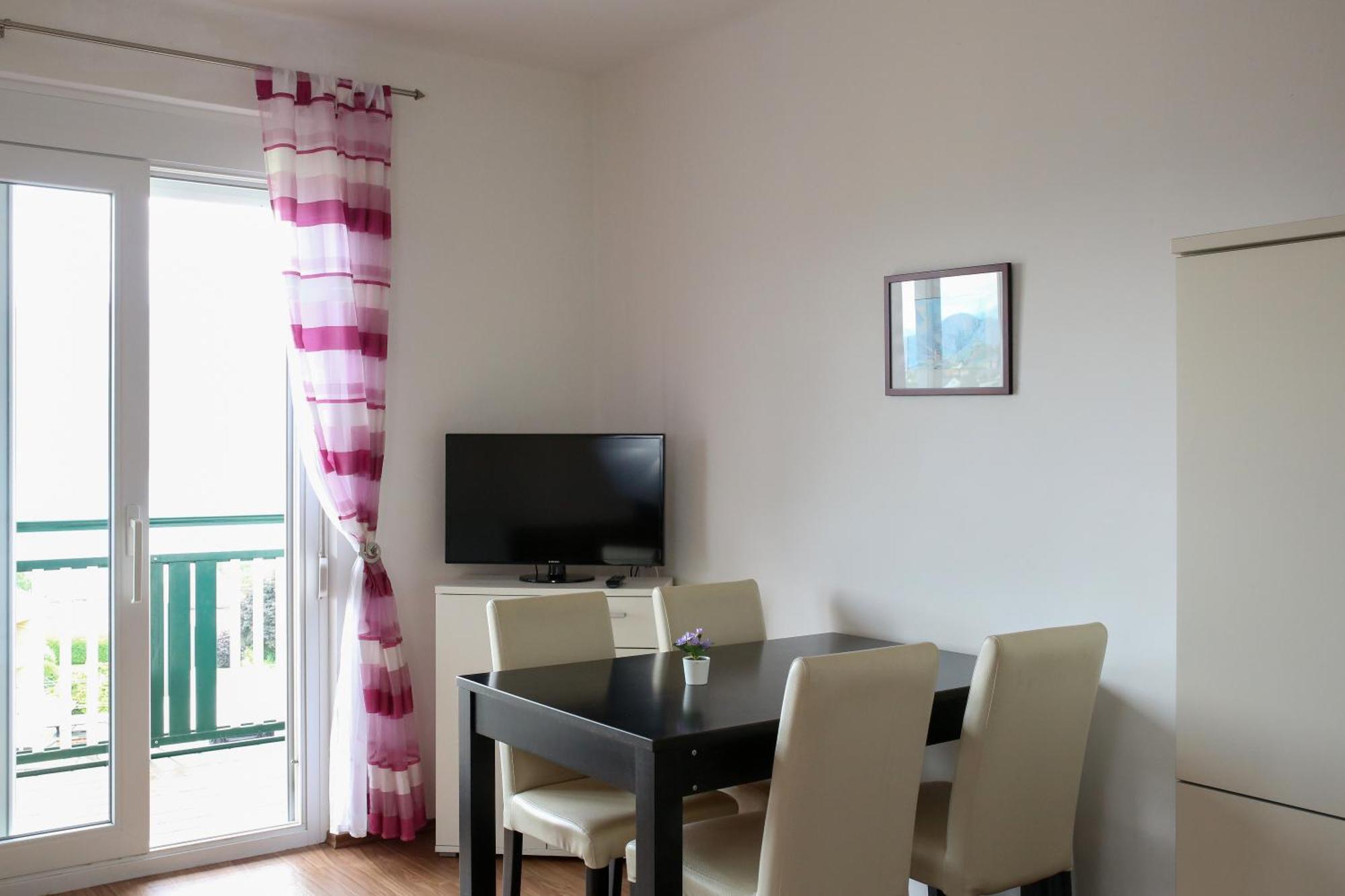 Self-Check In Apartmenthotel Seeglueck Пёрчах-ам-Вёртерзе Экстерьер фото