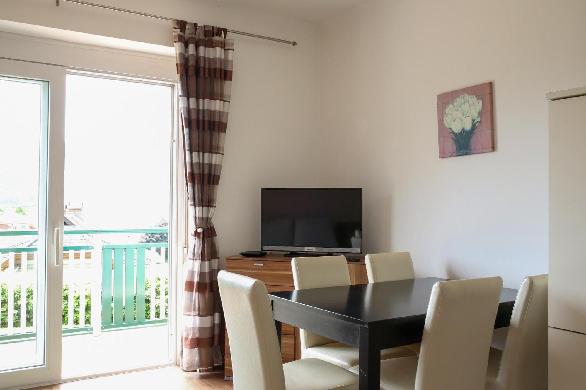 Self-Check In Apartmenthotel Seeglueck Пёрчах-ам-Вёртерзе Экстерьер фото